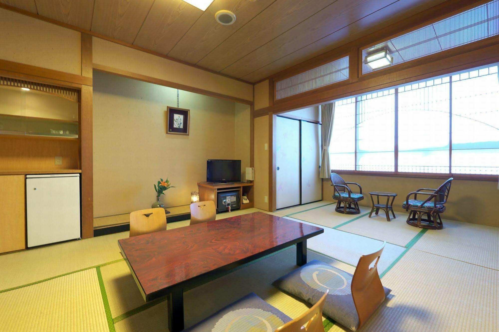 Awara Onsen Hot Spring Koubou Gurabaatei 호텔 외부 사진