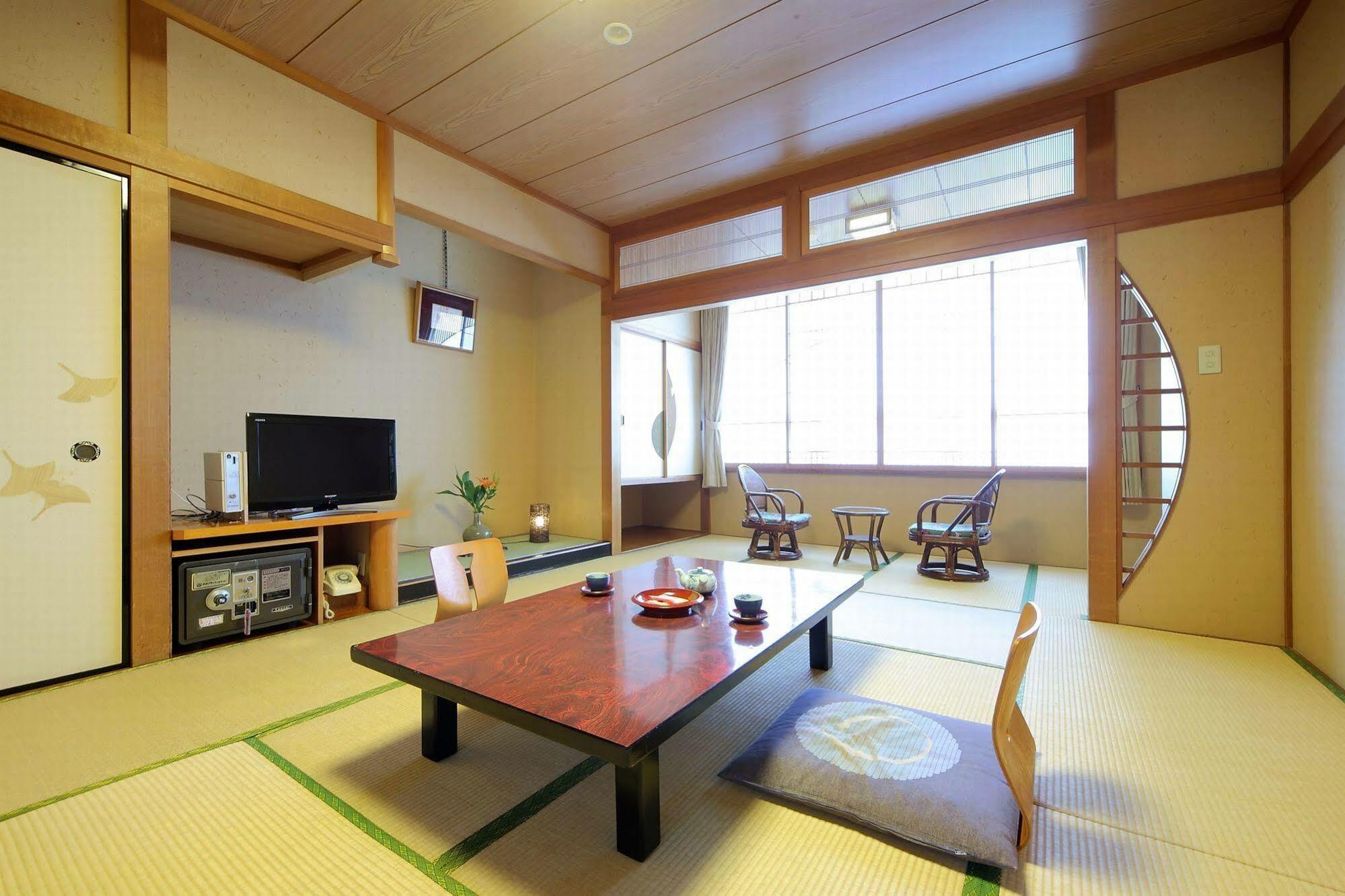 Awara Onsen Hot Spring Koubou Gurabaatei 호텔 외부 사진